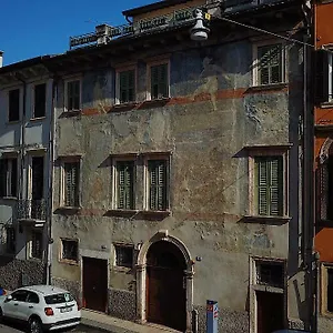 Palazzo Cavalli Pasquini Apartment
